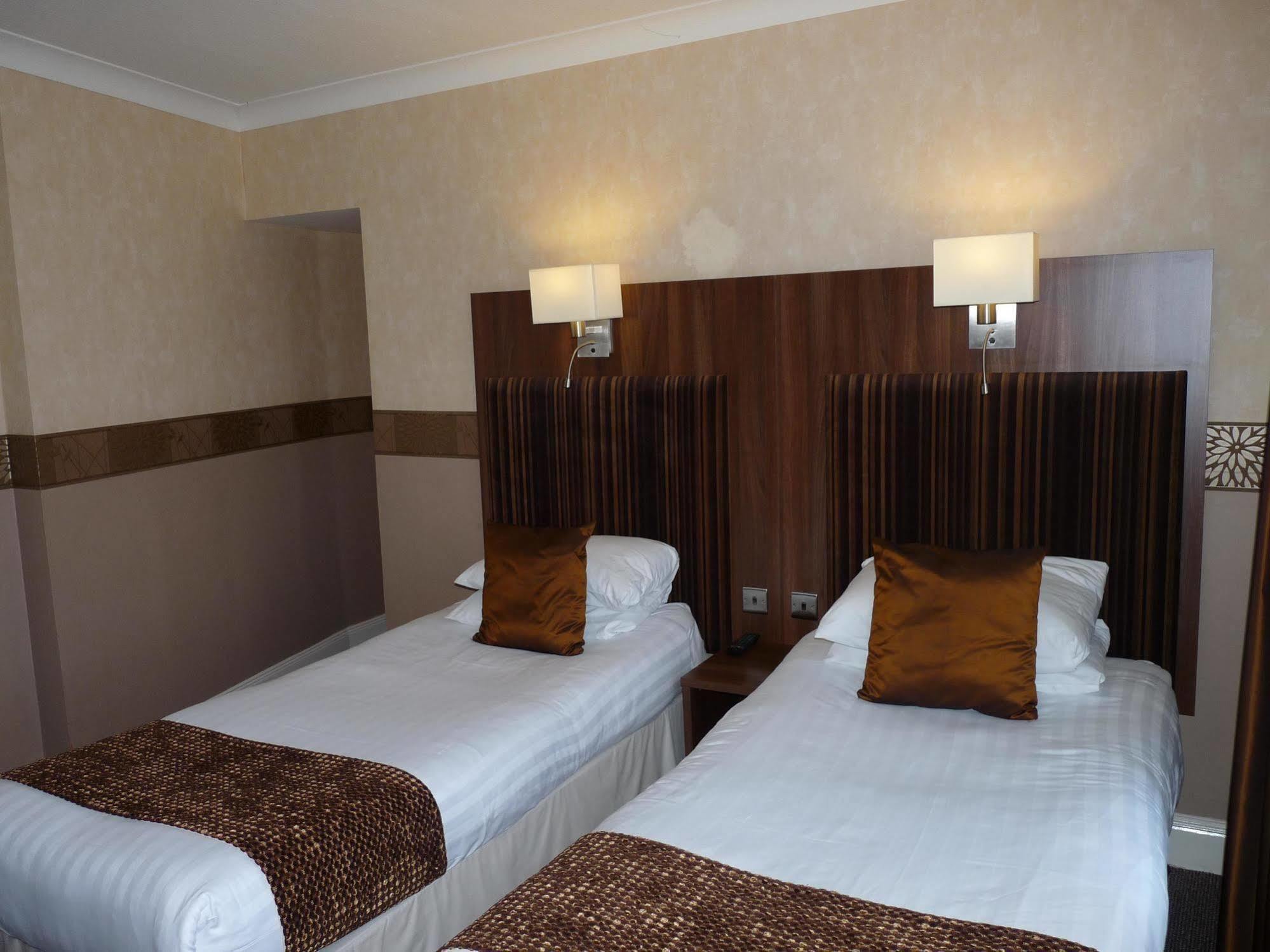 The Park Hotel Данун Екстер'єр фото